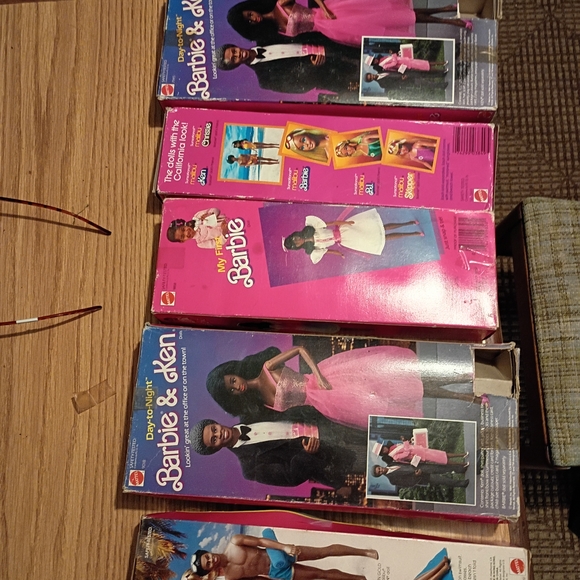 Barbie Day-to-Night Doll Set - Pink and White - Picture 3 of 4